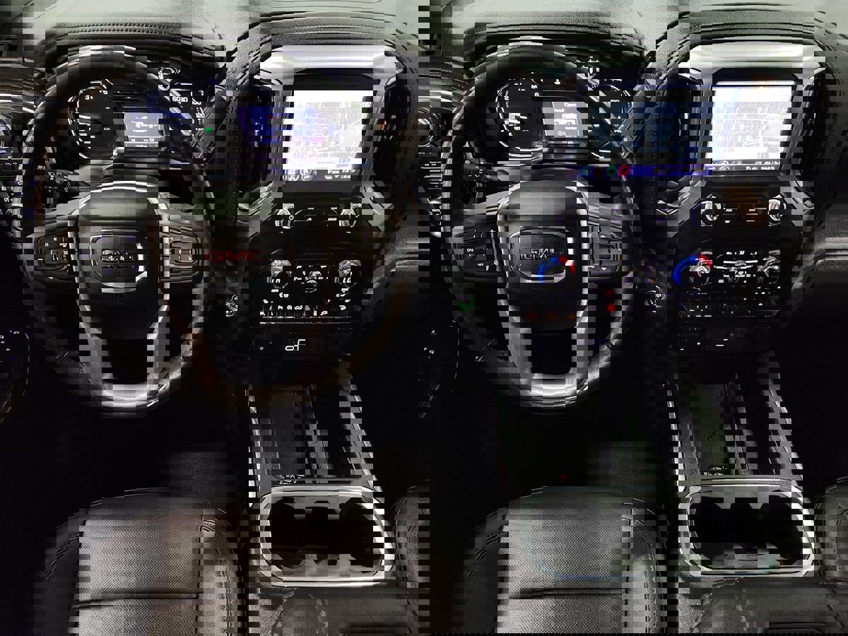 Used 2021 GMC Sierra 1500 SLT image 45