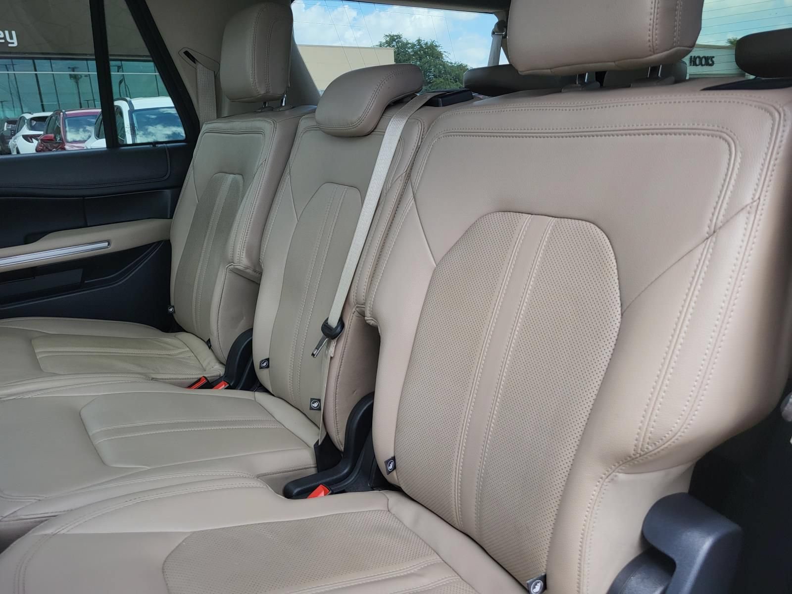 Used 2023 Ford Expedition Max Limited AWD/4WD image 15