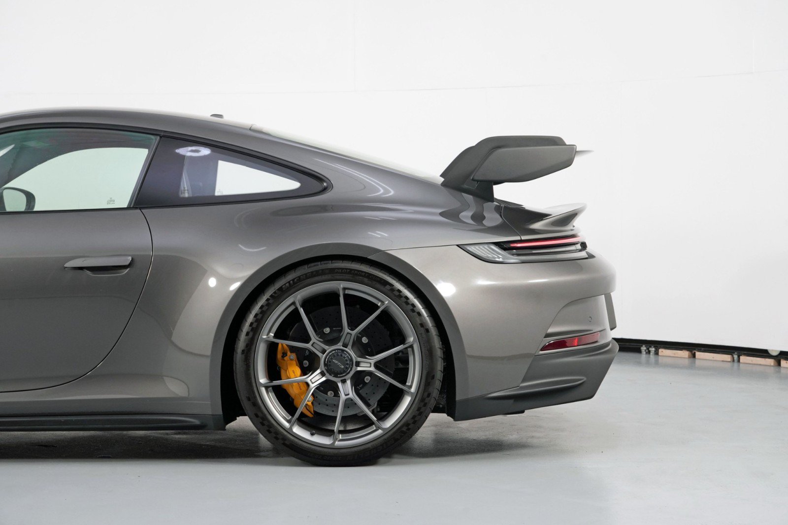 Used 2023 Porsche 911 GT3 RWD image 97
