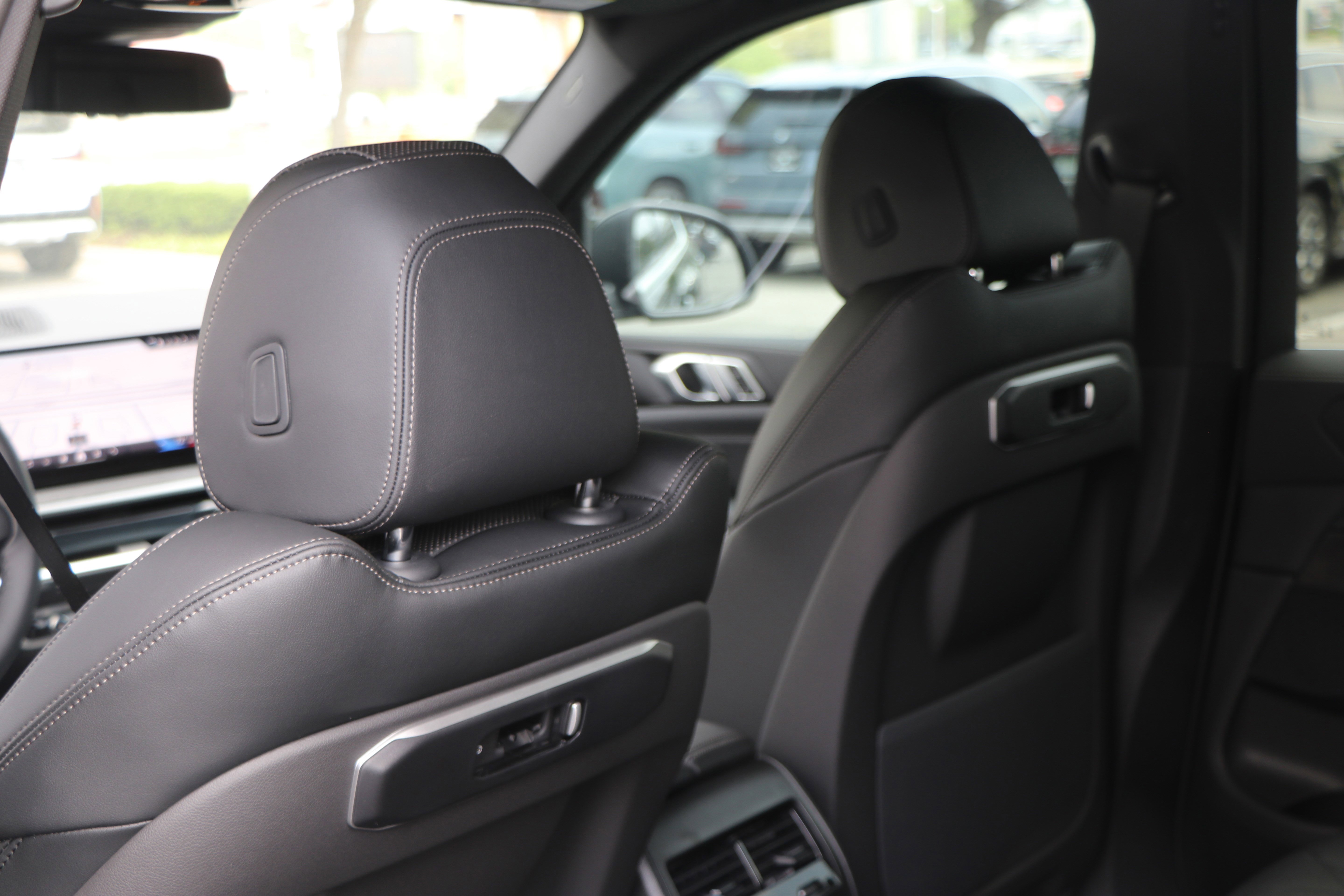 Certified 2025 BMW X5 xDrive50e w/ Parking Assistance Package image 34