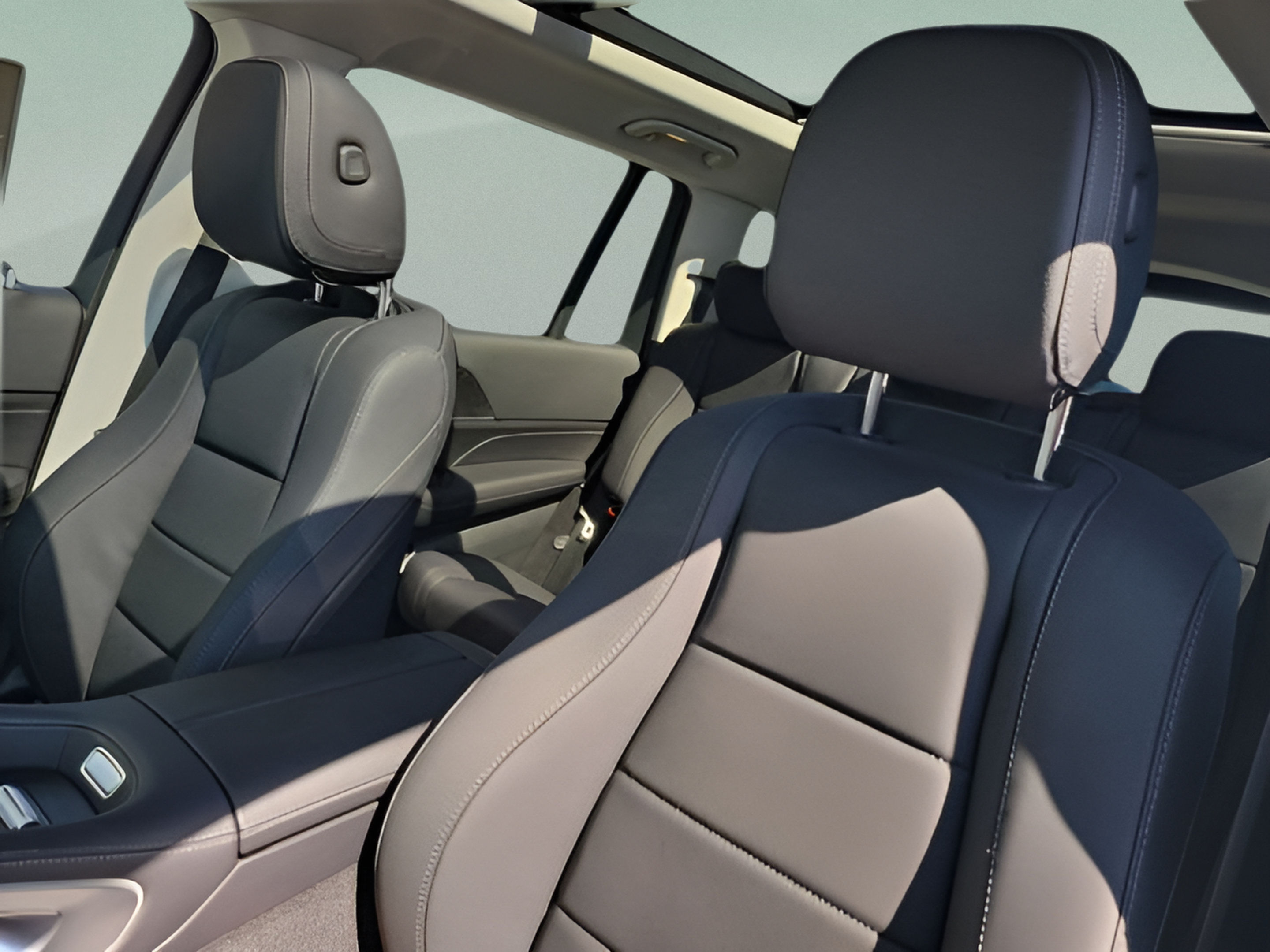 Certified 2026 Mercedes-Benz GLS 450 4MATIC image 20