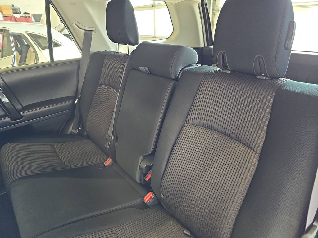 Used 2018 Toyota 4Runner TRD Off-Road image 15