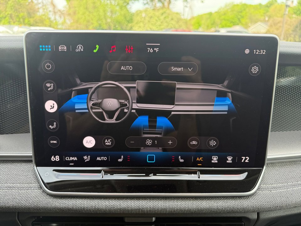 New 2026 Volkswagen Tiguan S FWD image 18