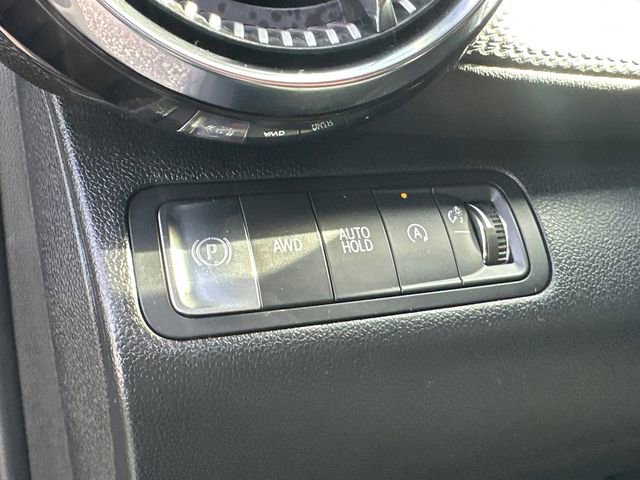 Used 2025 Chevrolet Equinox LT image 24