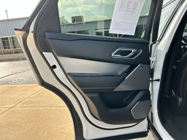 Used 2019 Land Rover Range Rover Velar R-Dynamic SE AWD/4WD image 24