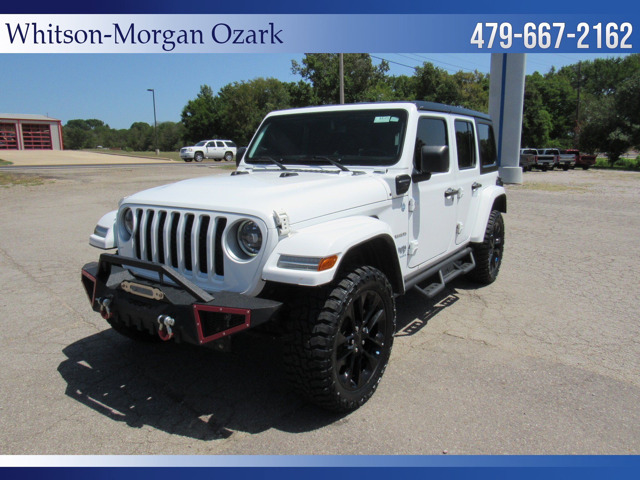 Used 2023 Jeep Wrangler Unlimited Sahara AWD/4WD image 3