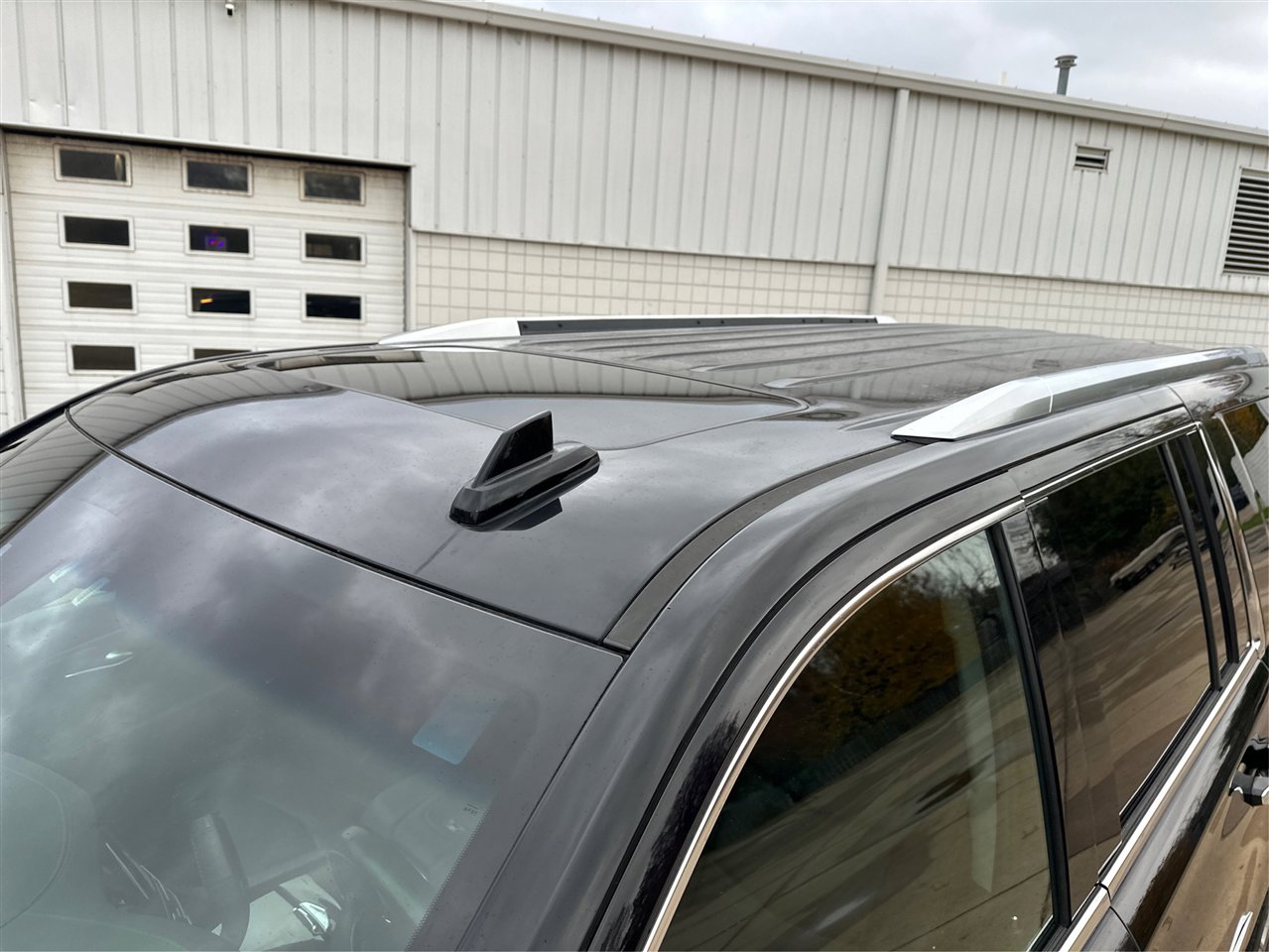 Used 2016 Cadillac Escalade ESV Luxury image 12