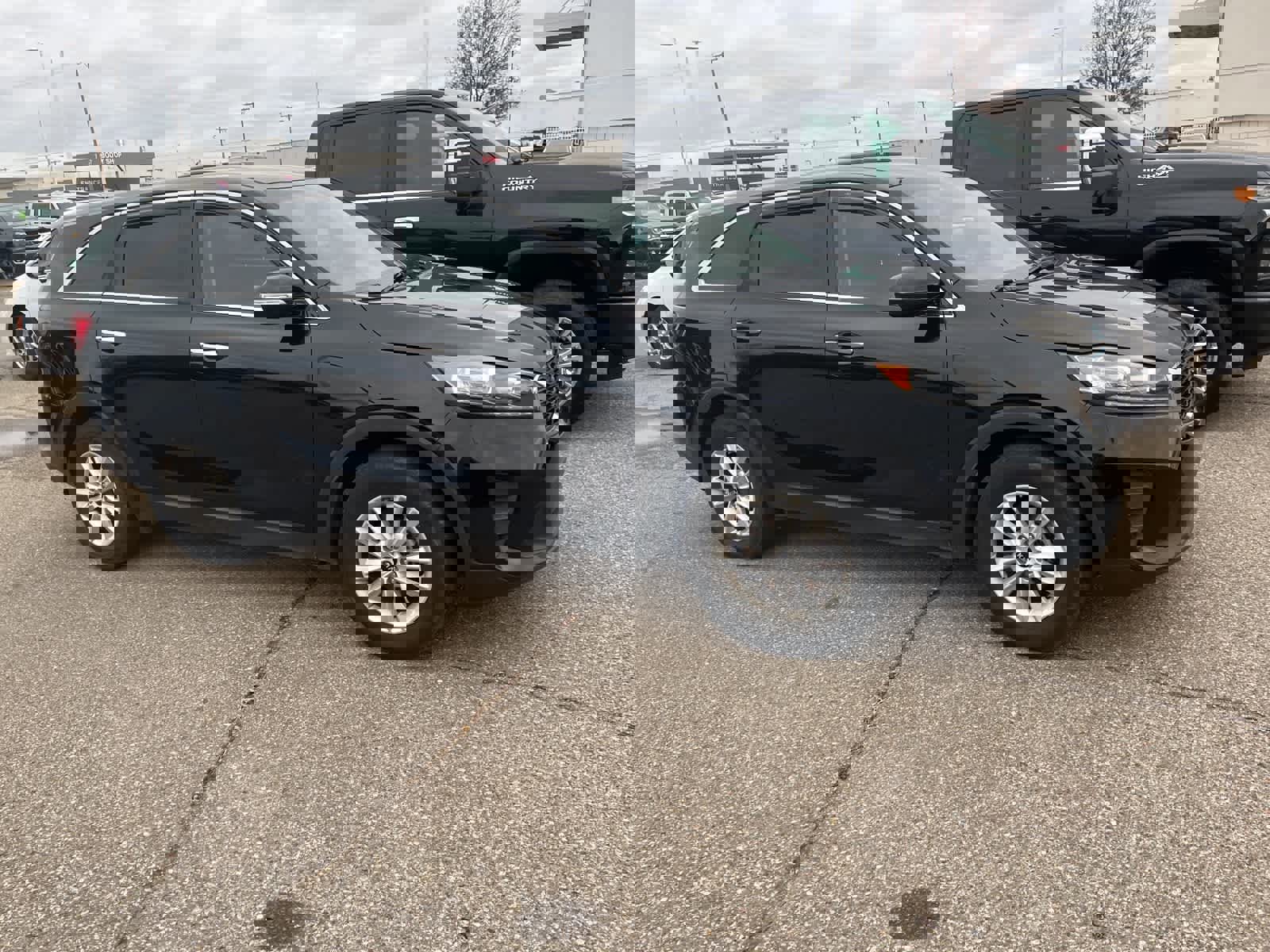 Used 2019 Kia Sorento L image 18