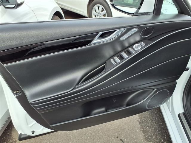 Used 2023 Genesis G80 2.5T image 10