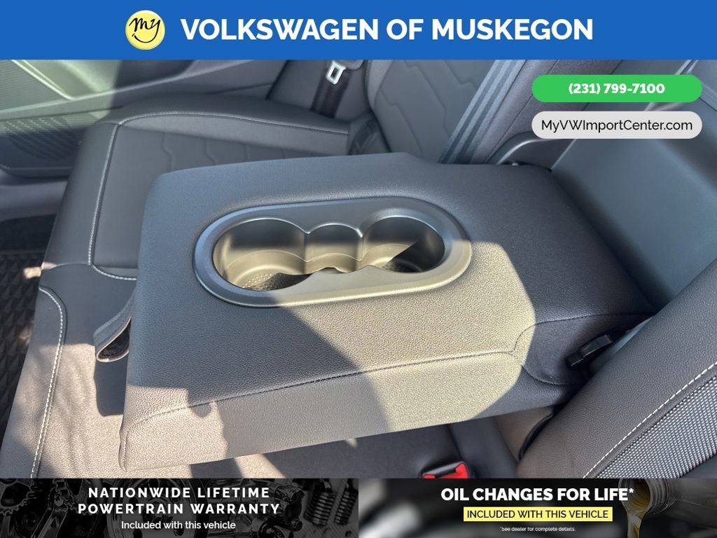 New 2025 Volkswagen Taos SE image 24