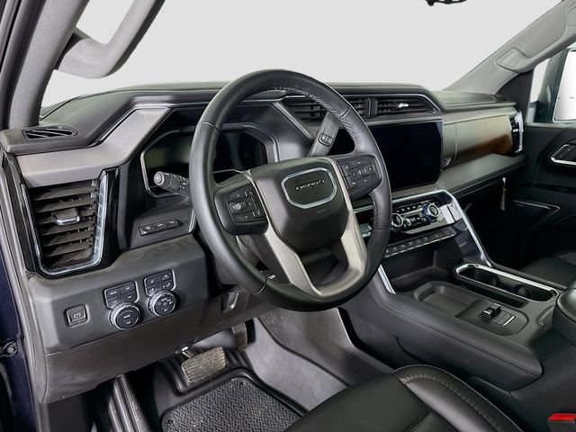 Used 2024 GMC Sierra 2500 Denali w/ Denali Reserve Package AWD/4WD image 11