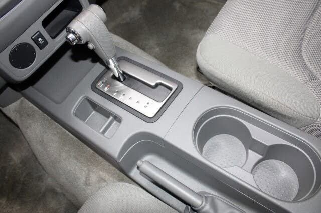 Used 2016 Nissan Frontier SV image 24