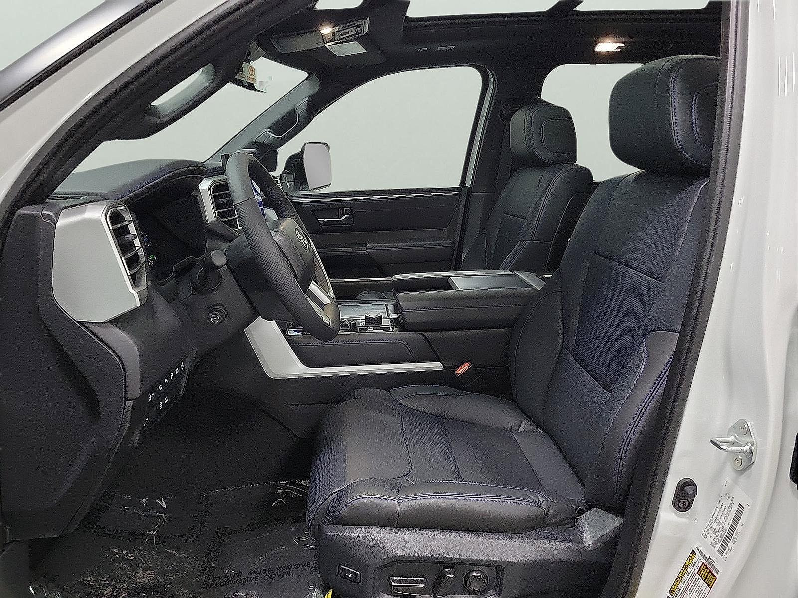 Certified 2025 Toyota Sequoia Platinum AWD/4WD image 10