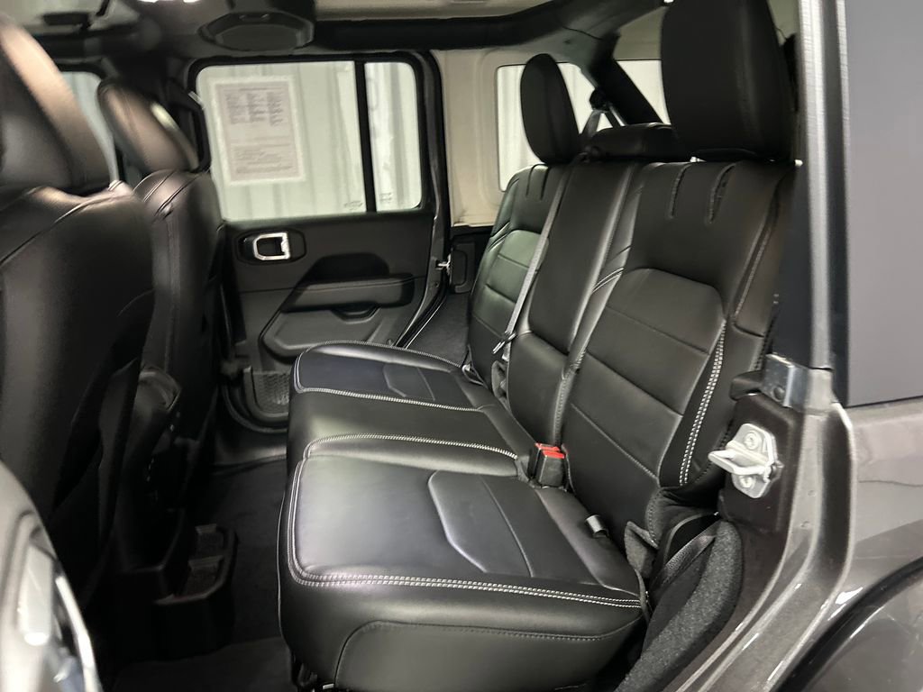 Used 2022 Jeep Wrangler Unlimited Sahara w/ Cold Weather Group image 23