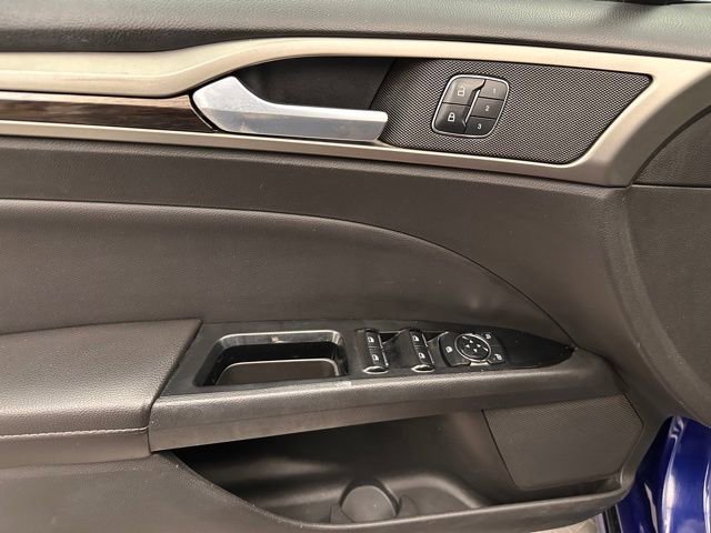 Used 2014 Ford Fusion SE w/ Equipment Group 202A FWD image 13