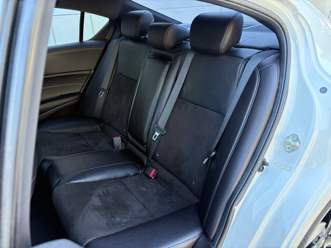 Used 2018 Acura ILX FWD image 24