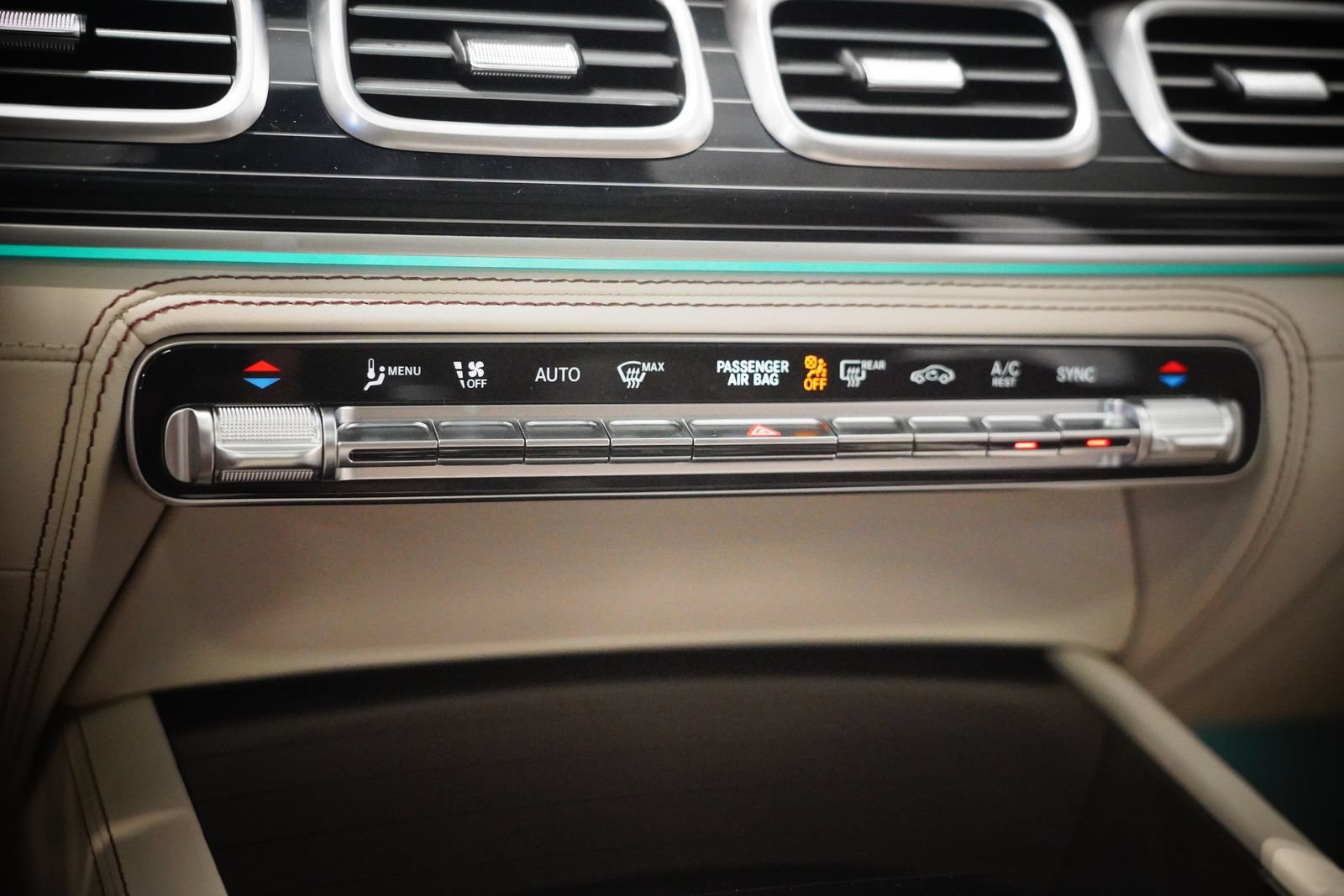 New 2026 Mercedes-Benz Maybach GLS 600 4MATIC image 29