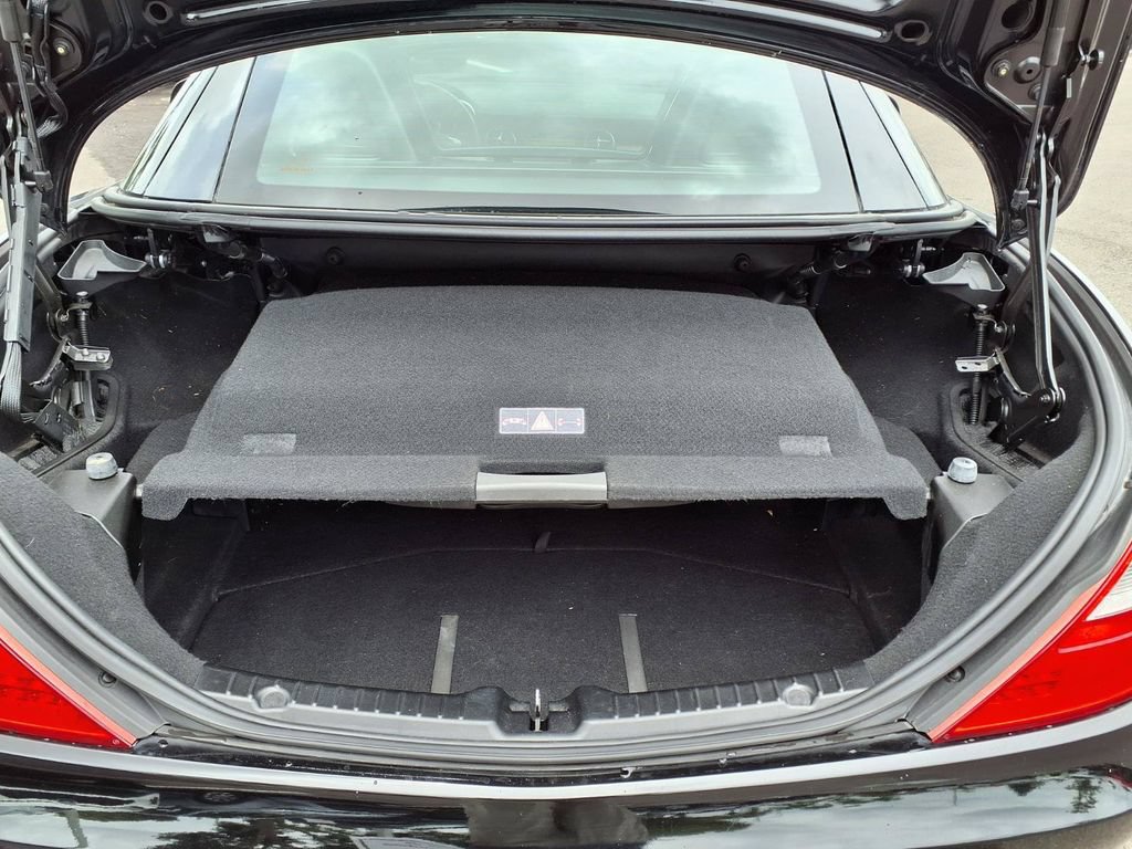 Used 2012 Mercedes-Benz SLK 350 image 15