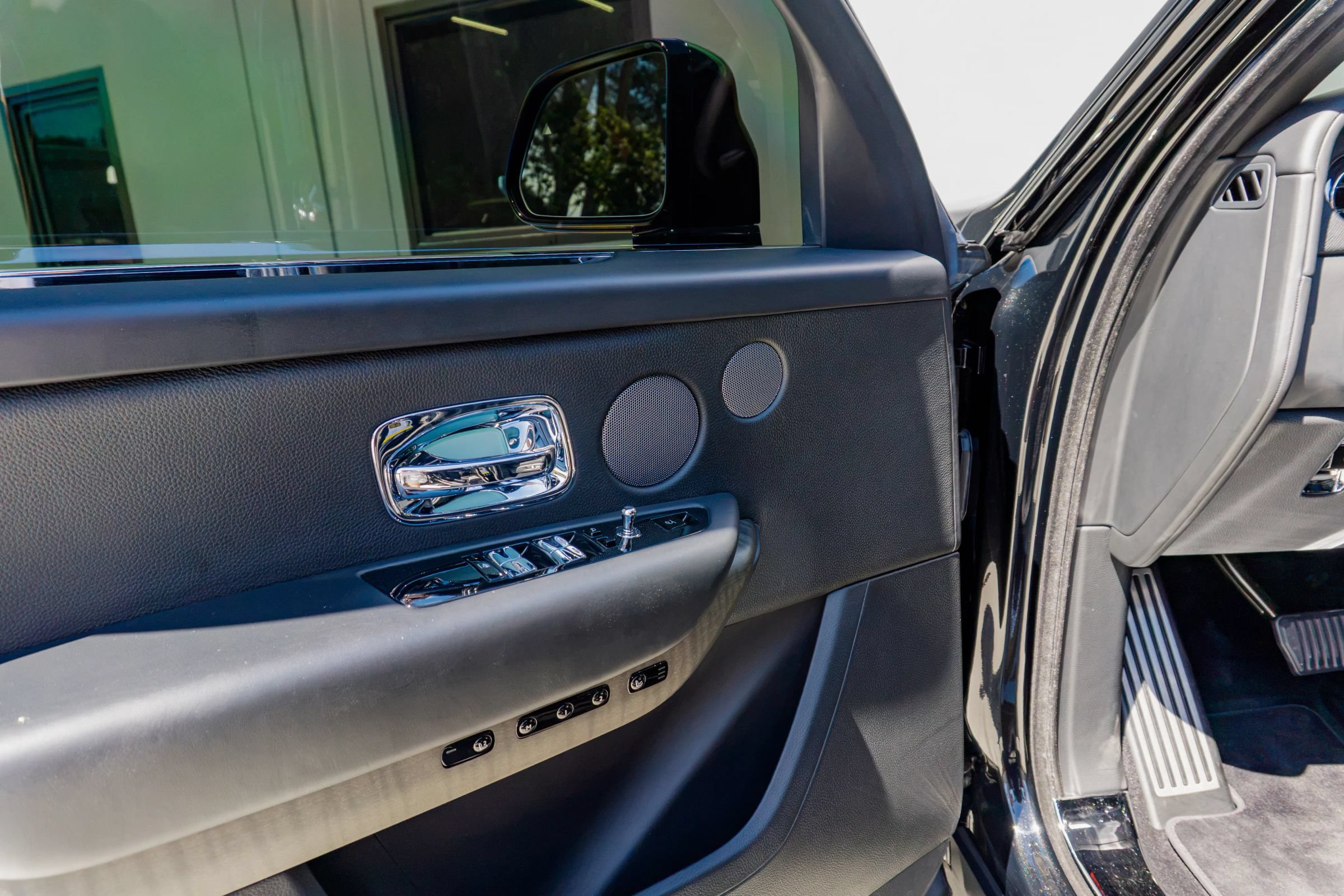 Used 2019 Rolls-Royce Cullinan AWD/4WD image 77