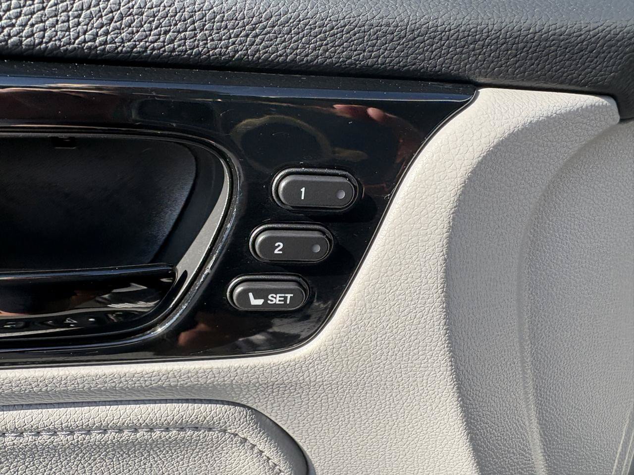 Used 2019 Honda Odyssey Elite image 10