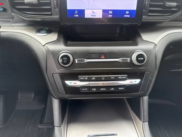 Used 2020 Ford Explorer XLT w/ Class III Trailer Tow Package AWD/4WD image 28