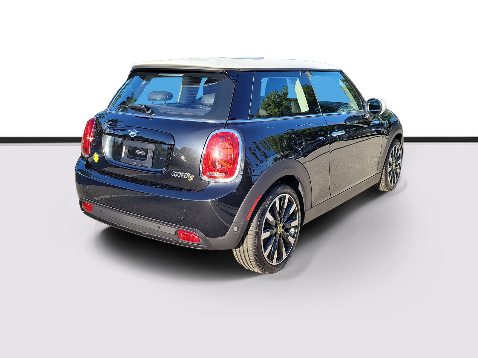 Used 2024 MINI Cooper SE FWD image 4