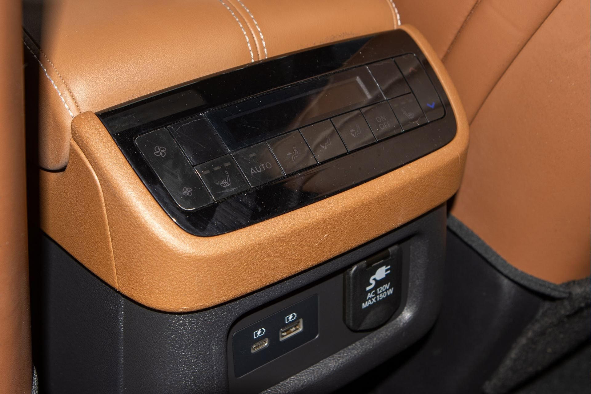 Used 2023 INFINITI QX60 Sensory w/ Cargo Package image 13