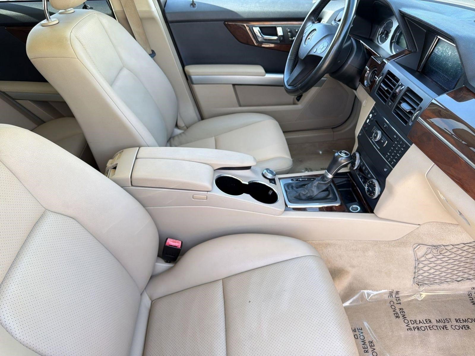 Used 2010 Mercedes-Benz GLK 350 4MATIC image 27