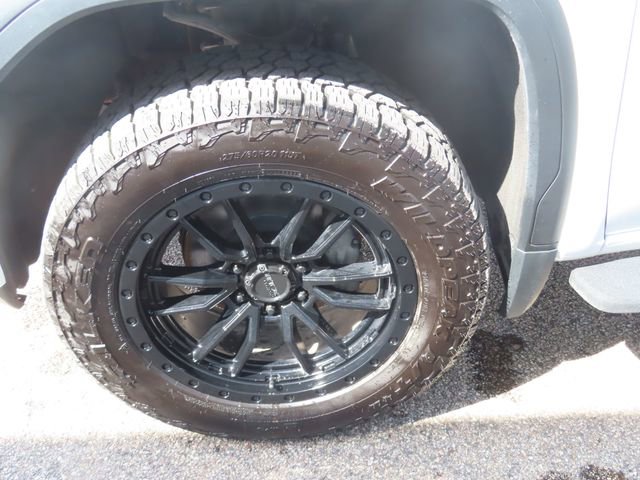 Used 2022 GMC Sierra 1500 AT4 w/ AT4 Premium Package AWD/4WD image 18