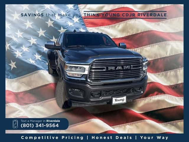 Used 2022 RAM 3500 Laramie w/ Max Tow Package image 2