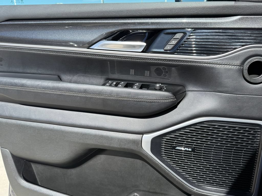 Used 2022 Jeep Wagoneer Series I w/ Convenience Group I RWD image 25