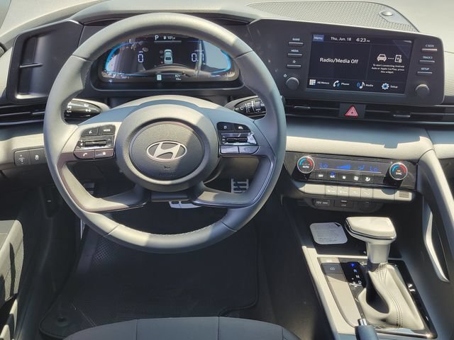 New 2026 Hyundai Elantra Sport FWD image 6