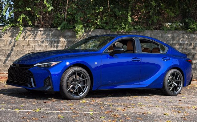 New 2026 Lexus IS 350 F Sport AWD/4WD image 14