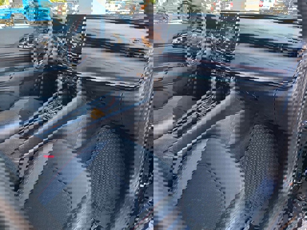 Used 2023 Jeep Compass Trailhawk image 25