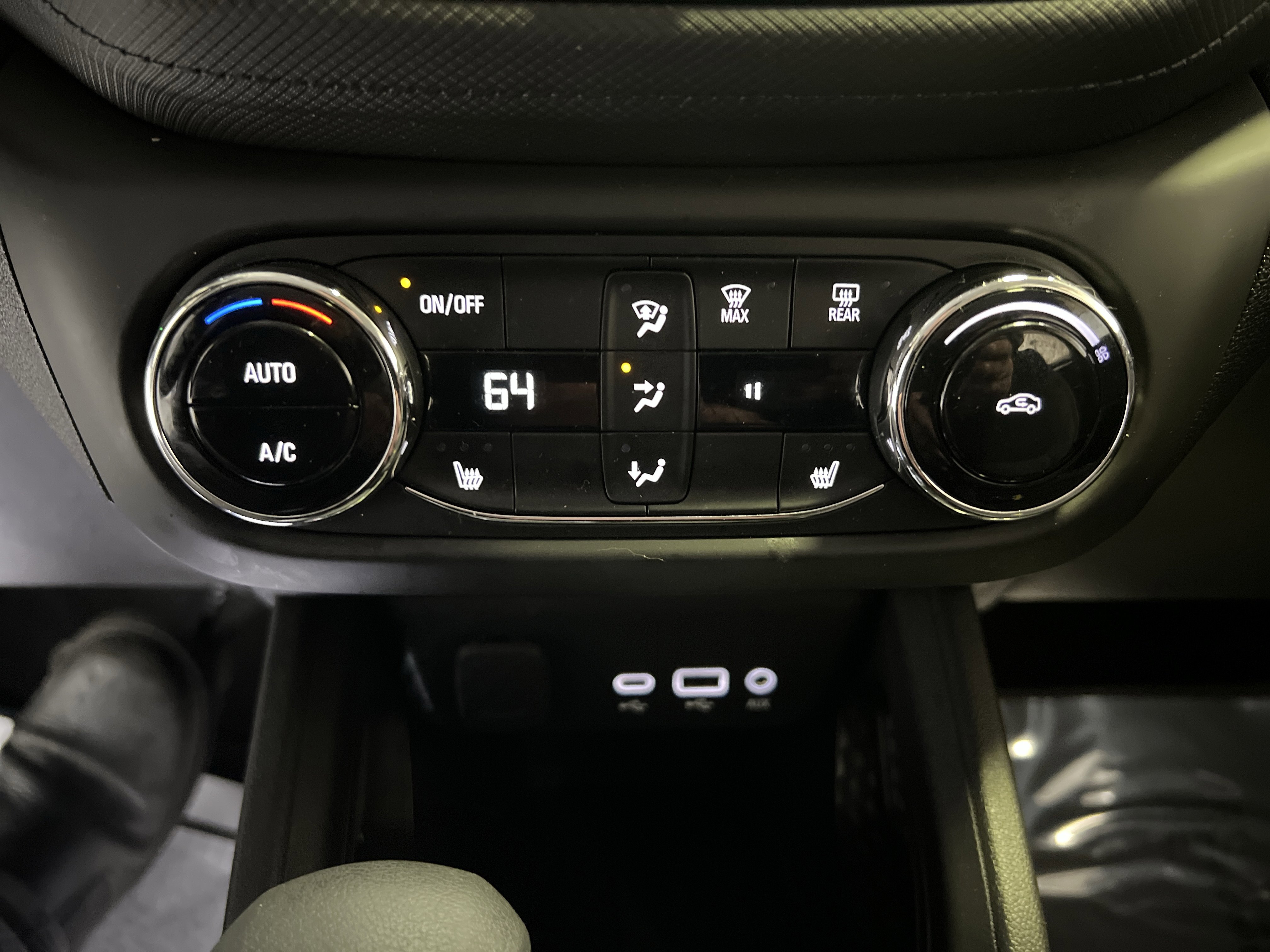 Used 2023 Chevrolet TrailBlazer LT w/ Convenience Package AWD/4WD image 20