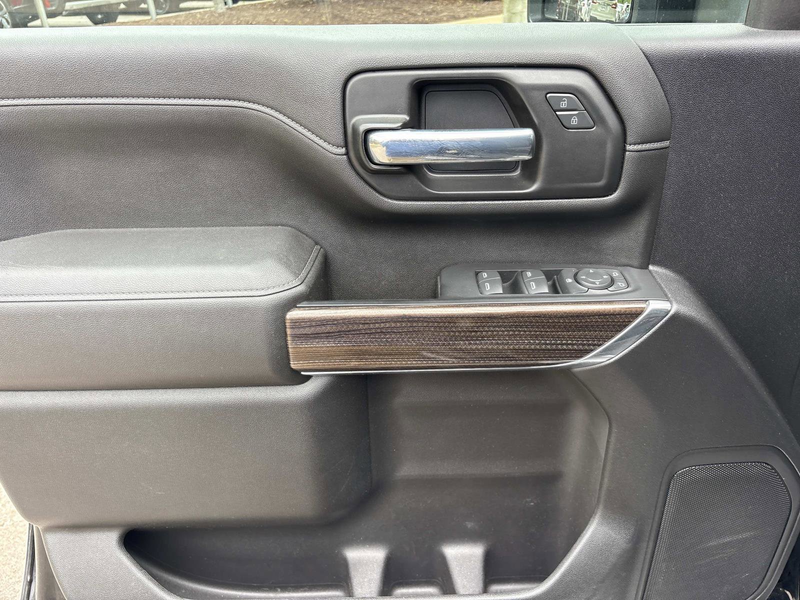 Used 2021 Chevrolet Silverado 2500 LT w/ Convenience Package AWD/4WD image 12