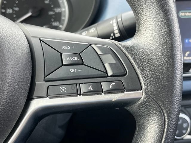 Used 2025 Nissan Versa SV FWD image 16