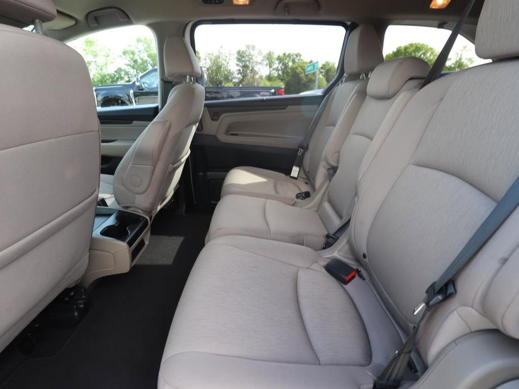 Used 2019 Honda Odyssey EX image 9