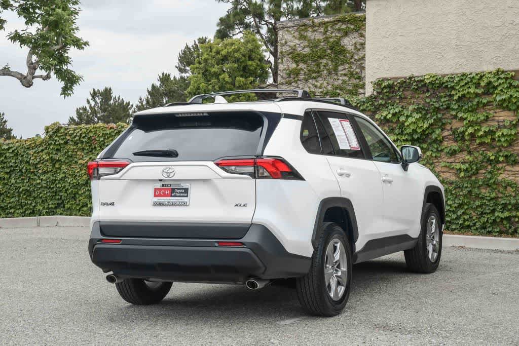 Certified 2025 Toyota RAV4 XLE FWD image 7