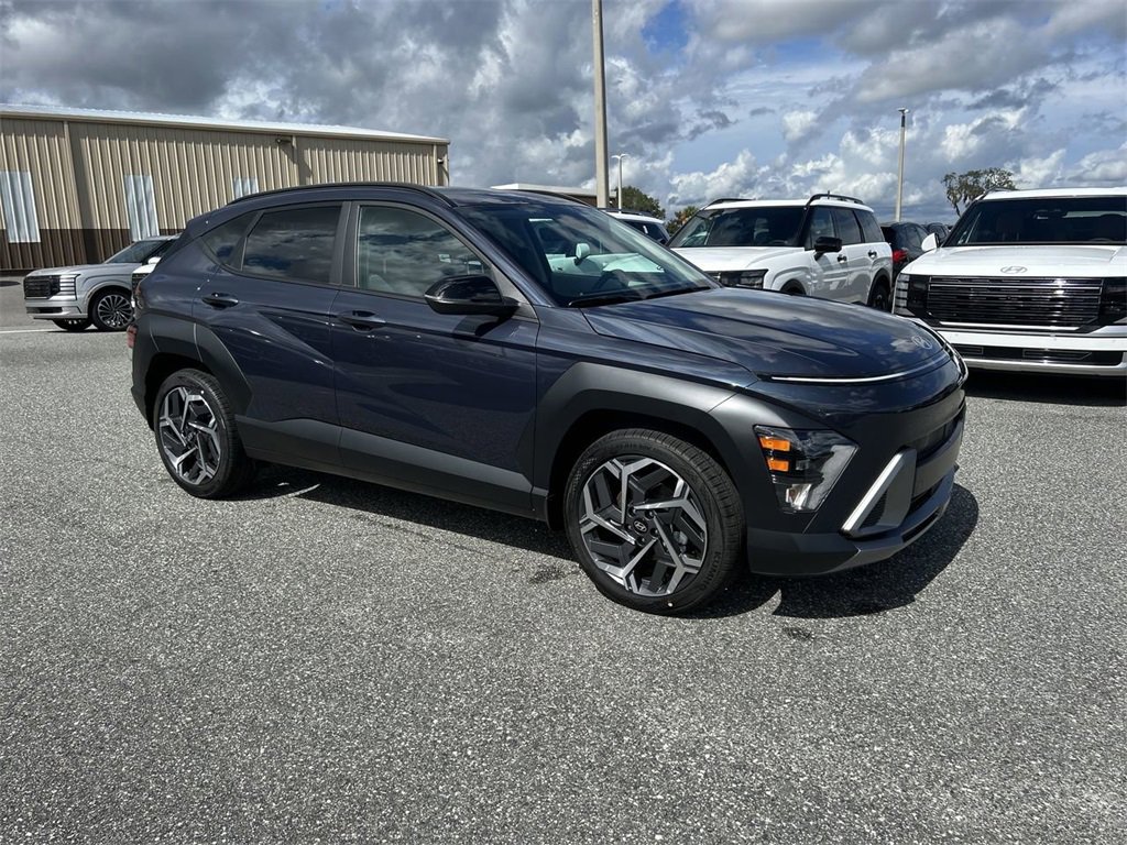 New 2026 Hyundai Kona SEL Premium image 2