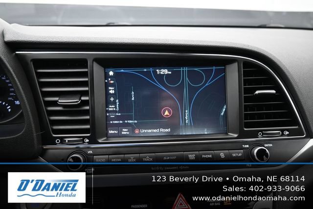 Used 2017 Hyundai Elantra Limited w/ Limited Ultimate Package 09 FWD image 31