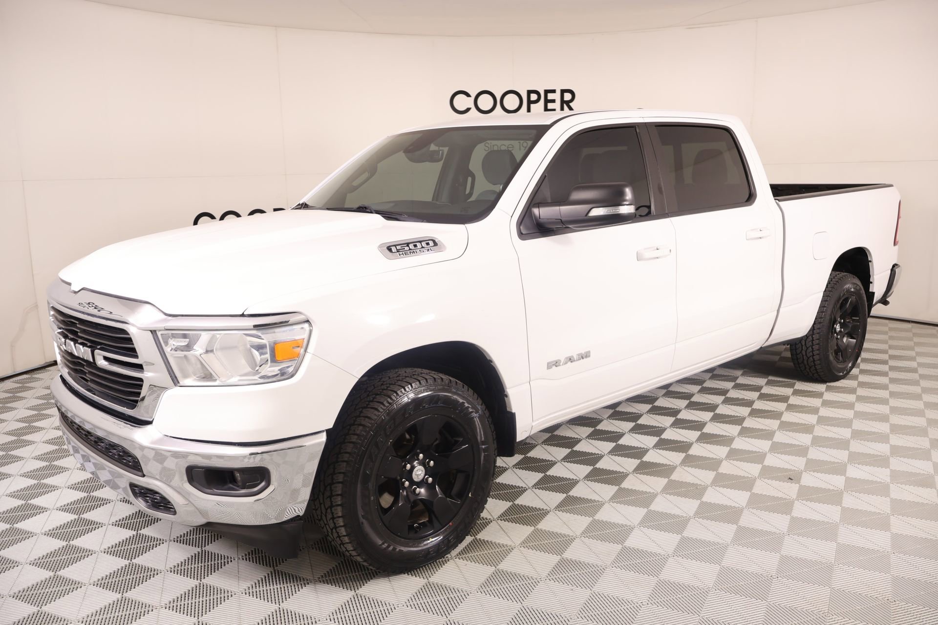 Used 2021 RAM 1500 Big Horn AWD/4WD image 9