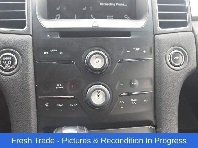 Used 2016 Ford Taurus SEL w/ Equipment Group 201A FWD image 14