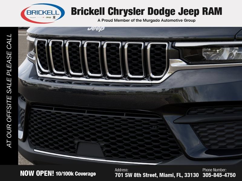 Used 2025 Jeep Grand Cherokee Laredo X AWD/4WD image 13