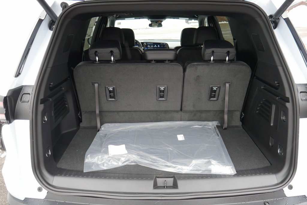 New 2026 Chevrolet Traverse LT w/ LPO, Floor Liner Package image 27