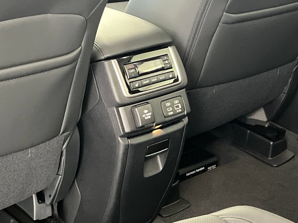 New 2026 Subaru Ascent Touring AWD/4WD image 38