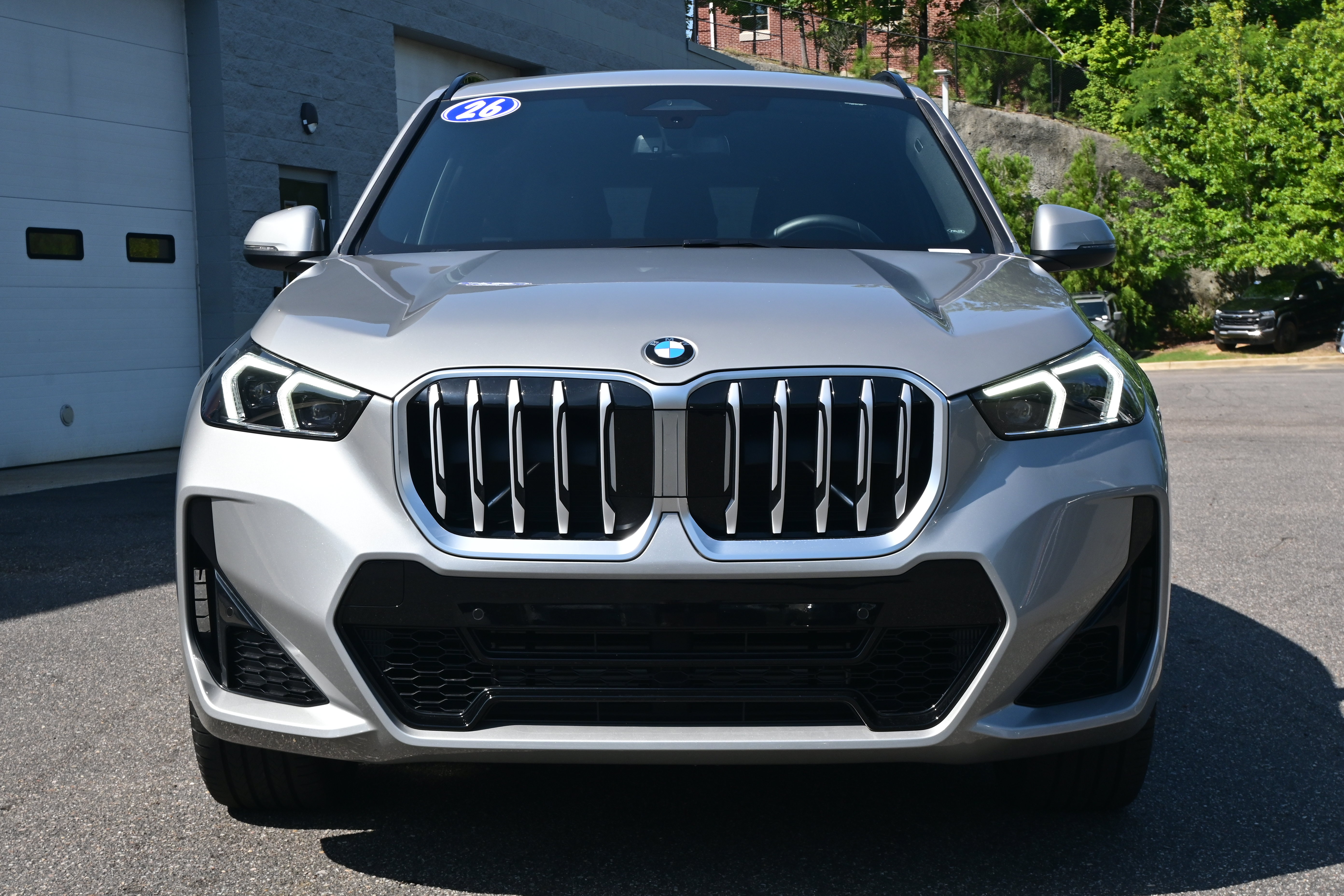 Used 2026 BMW X1 xDrive28i w/ M Sport Package AWD/4WD image 3