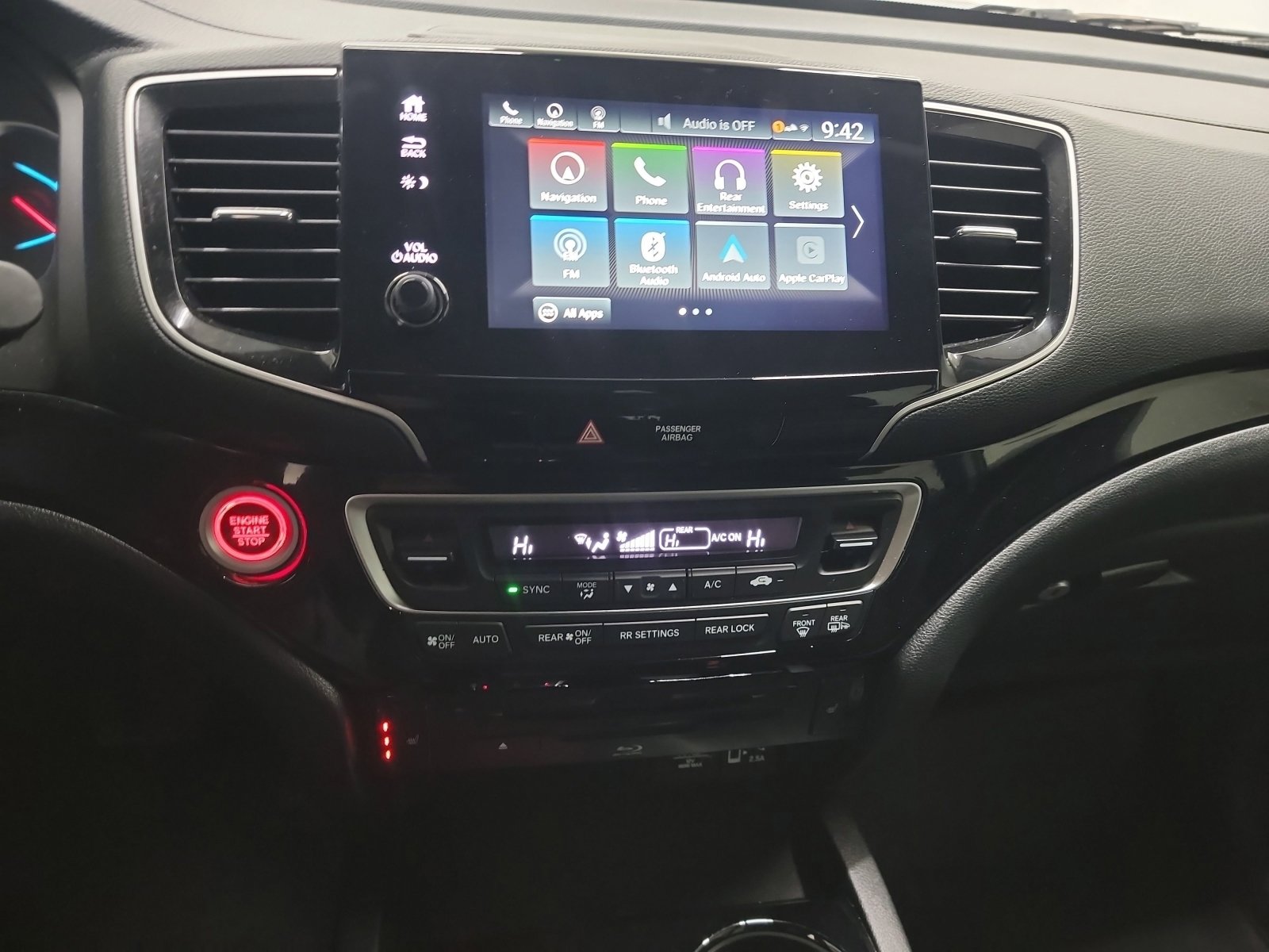 Used 2020 Honda Pilot Touring image 21