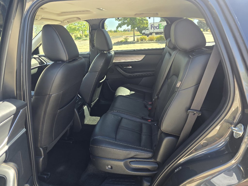 Used 2024 MAZDA CX-90 3.3 Turbo w/ Preferred Plus AWD/4WD image 14