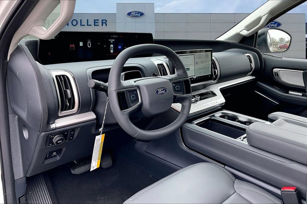 New 2026 Ford Expedition Max Active image 8